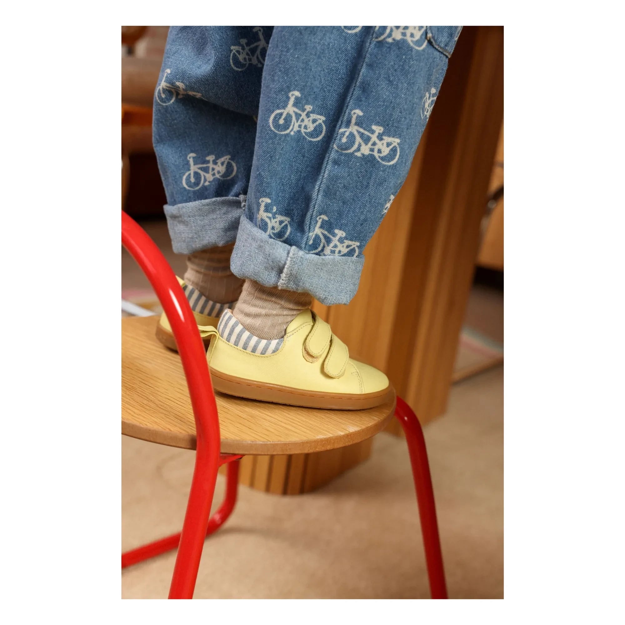 Lazare - Mahaut Gestreifte Vintage Sneaker | Blassgelb