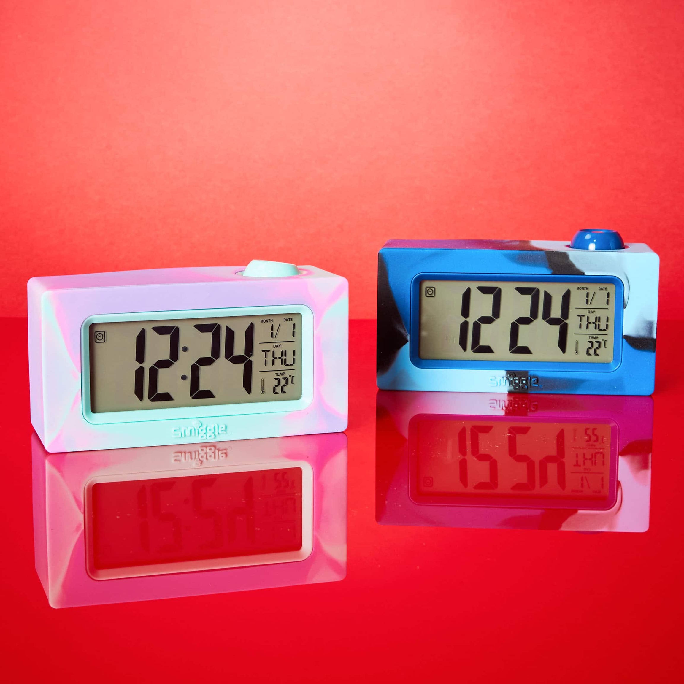 Smiggle - Projektörlü Işıklı Dijital Masa Saati-Dinossi