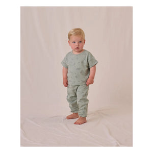 Quincy Mae – T-Shirt- und Hosen-Set | Pistaziengrün