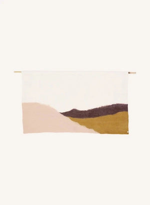 Muskhane - Valley Filz-Wandbehang | Puderrosa