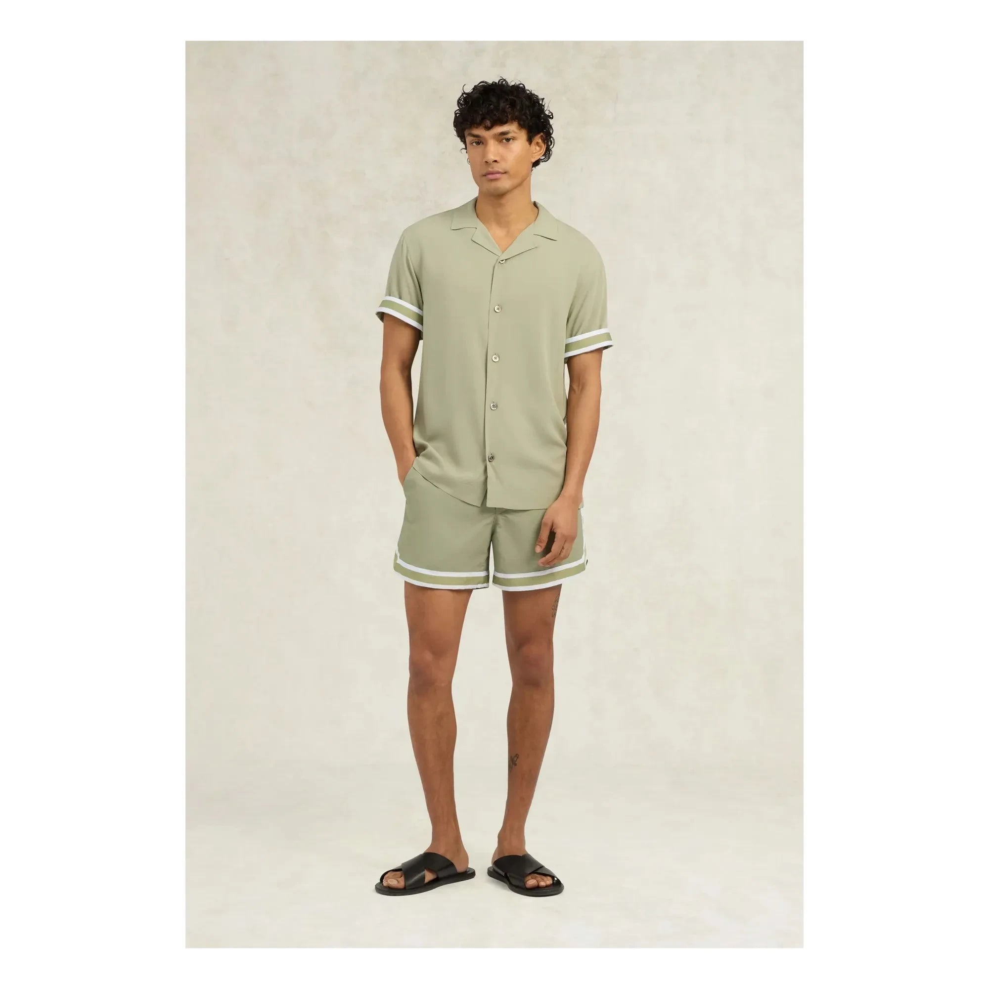 Ché Studios - Baller Badeshorts | Beige - Grün
