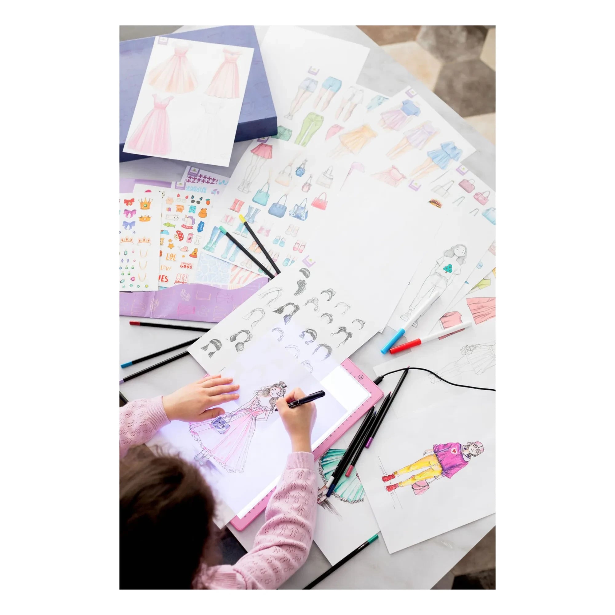 Sycomore - Artissimo - Stil-Atelier mit Leuchttablet