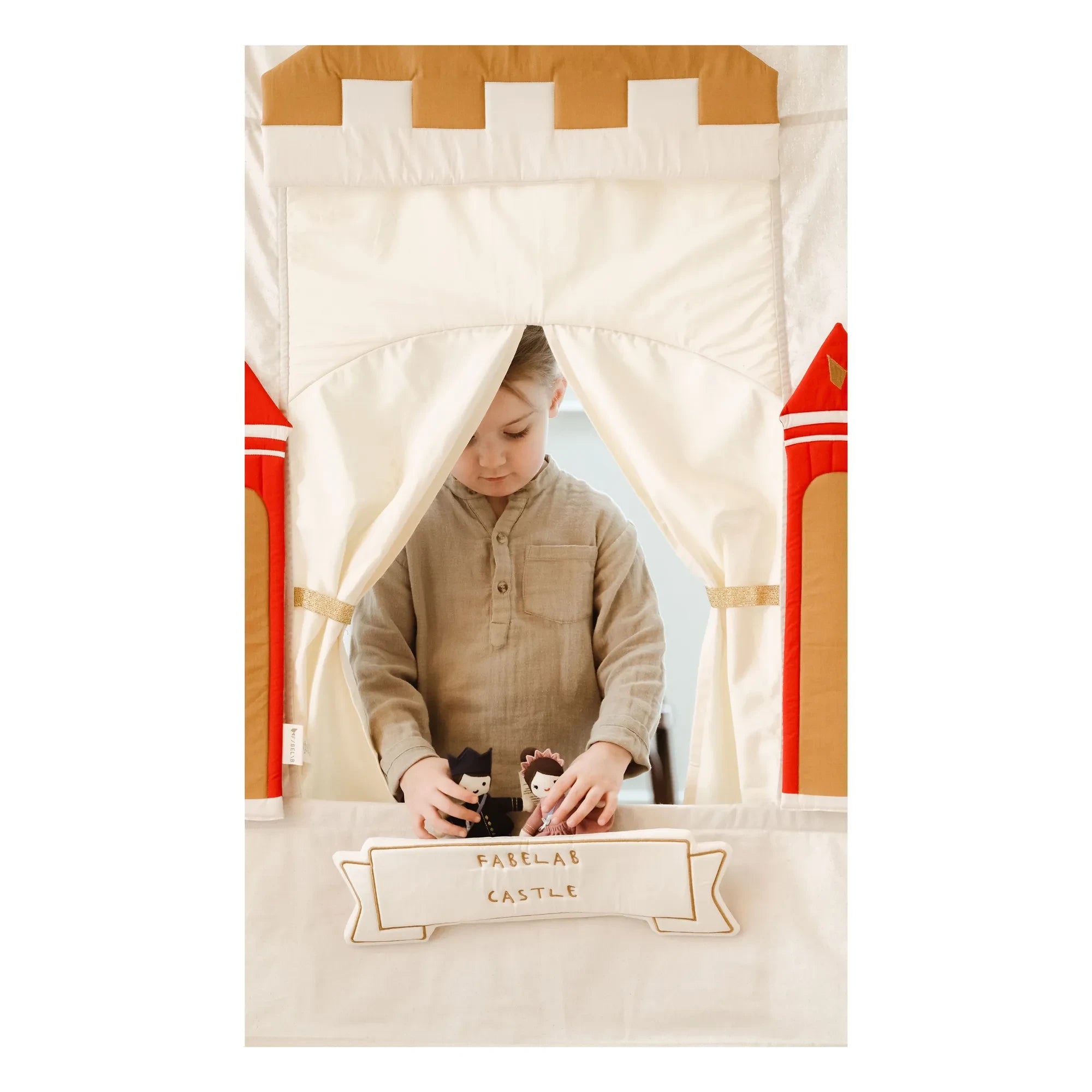 Fabelab - Theater-Requisiten Château | Senf