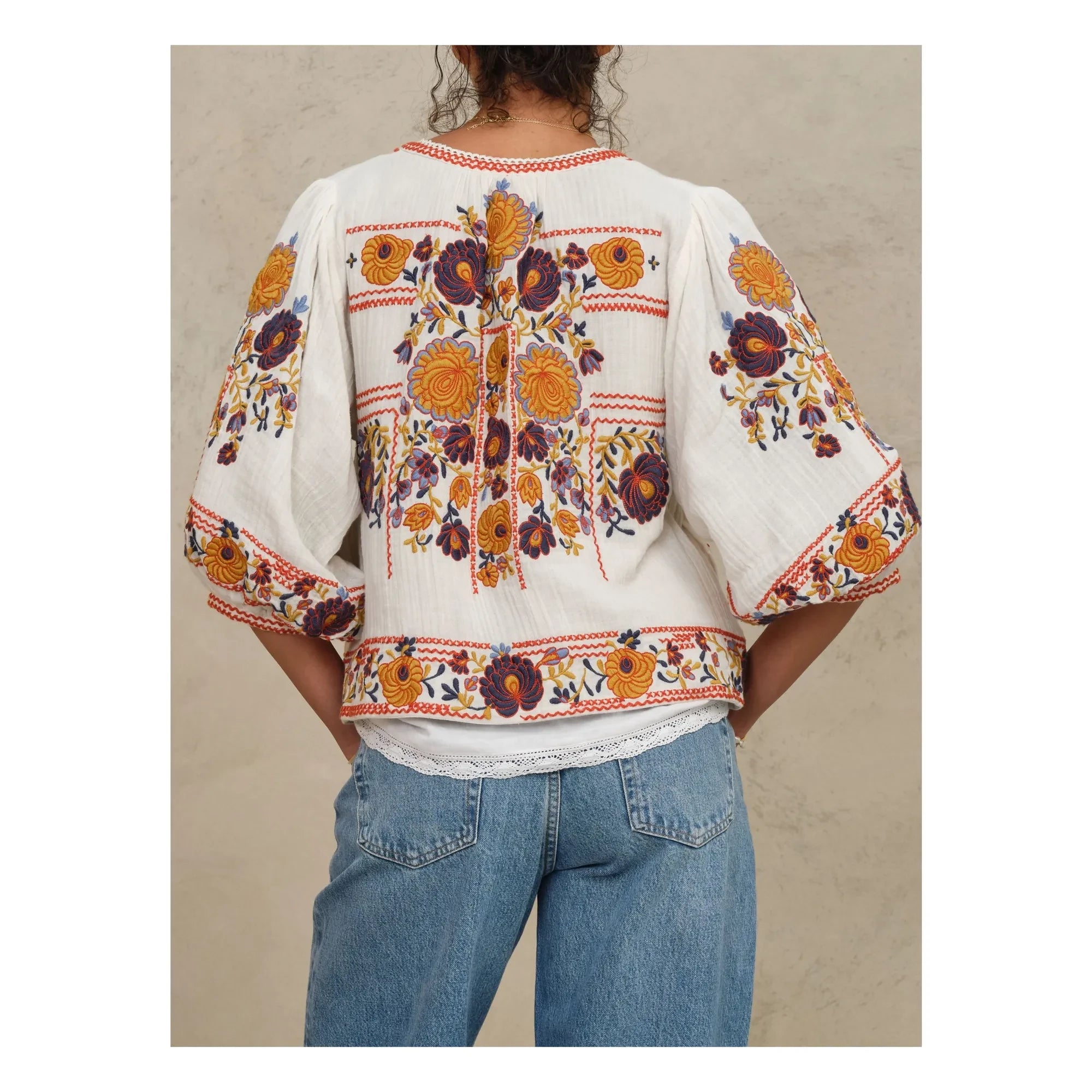 M.A.B.E. - Greta Jacke mit Baumwollstickerei | Orange