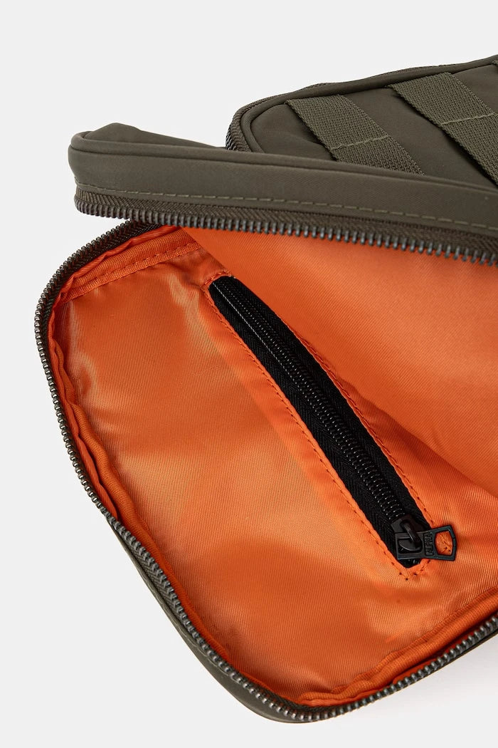 Alpha Industries Label Sling Bag Omuz Çantası
