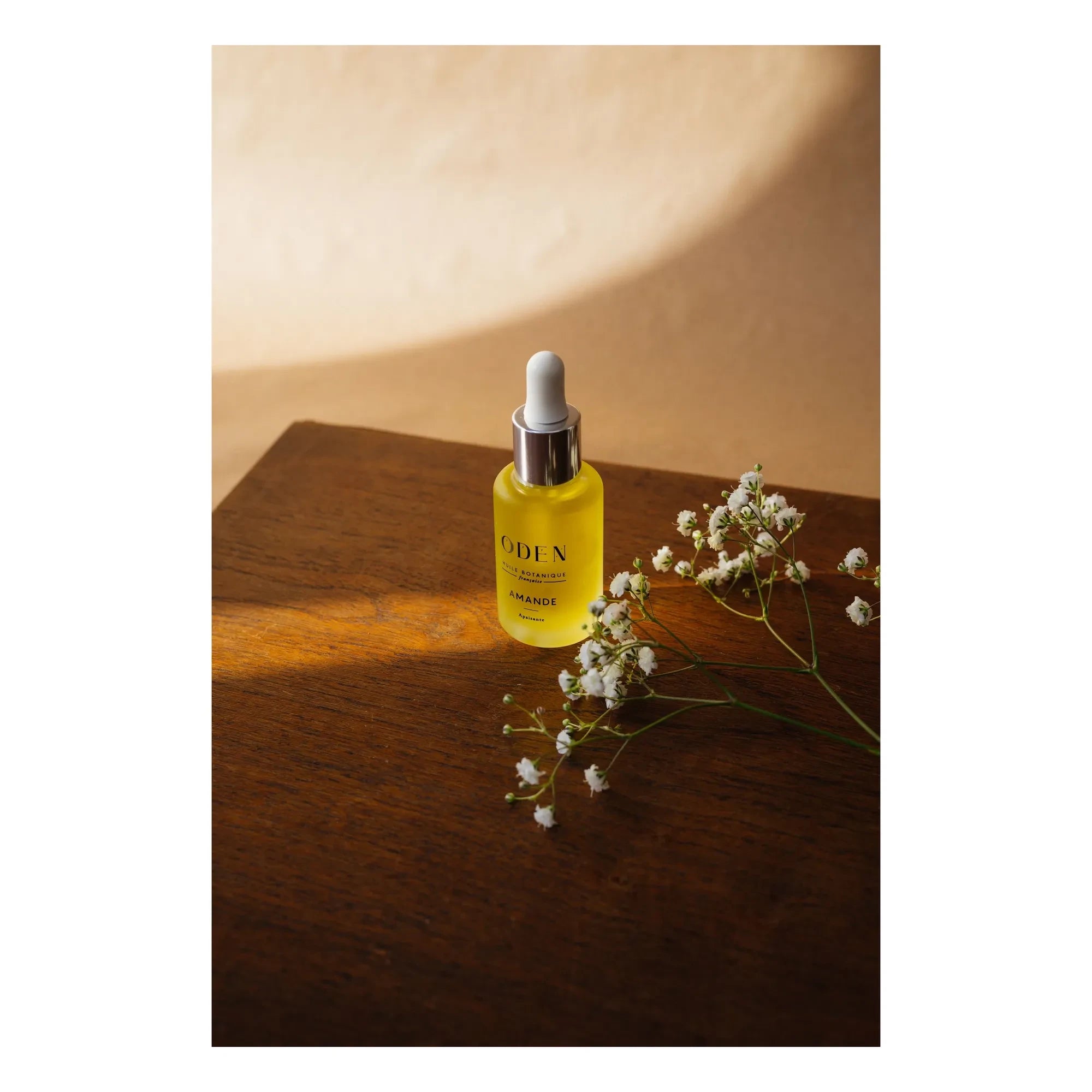 Oden - Belebendes und beruhigendes Mandelöl - 30ml