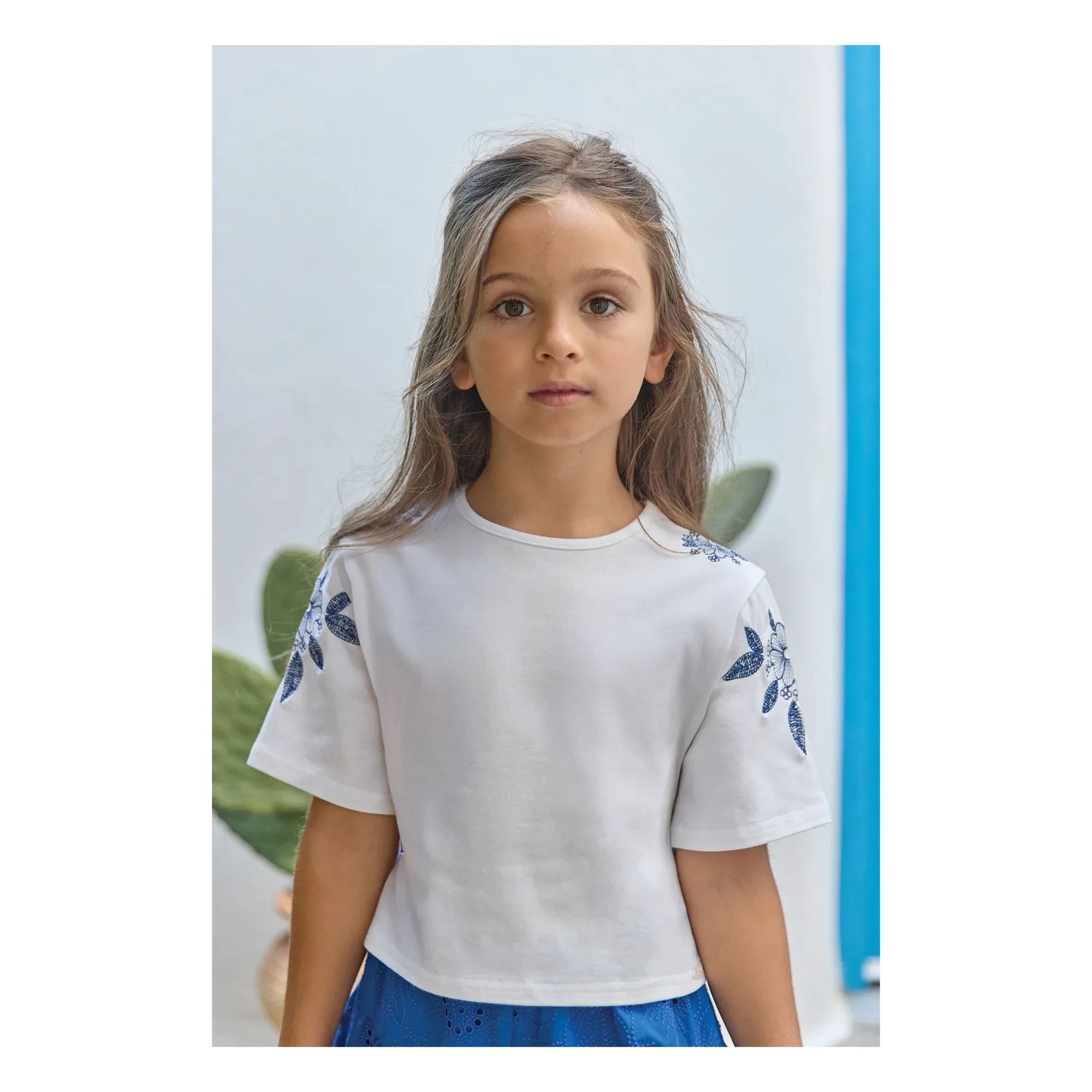 Tartine et Chocolat - T-Shirt mit Blumenstickerei | Weiß