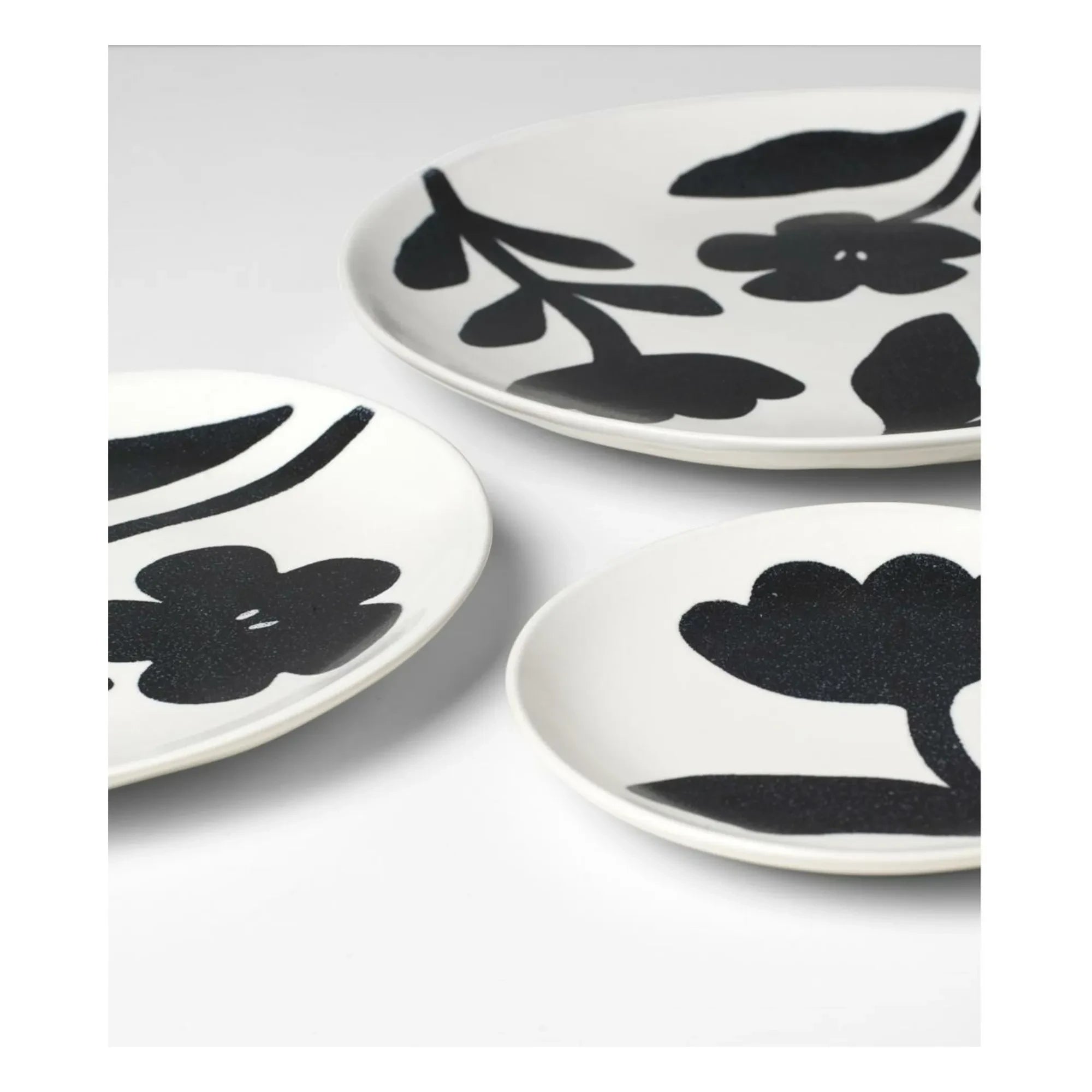 Broste Copenhagen - Flora Steingut Teller | Schwarz