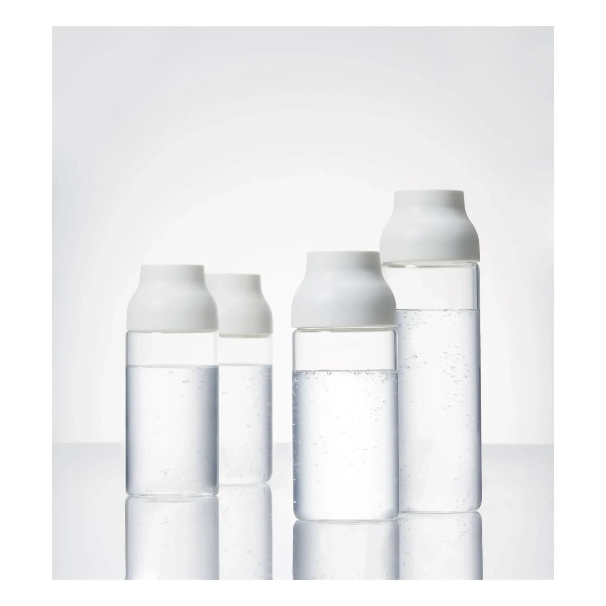 Kinto – Kapsel Glaskaraffe – 1L | Weiß