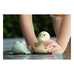 Hevea - Upcycled Badespielzeug Set - Ente & Frosch | Salbei