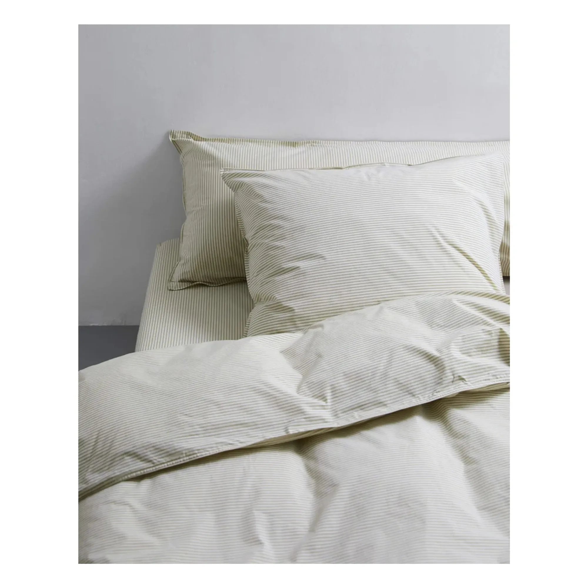 Suite 702 - Gestreifter Bettbezug aus Bio-Perkal – Olive-Creme | Olive