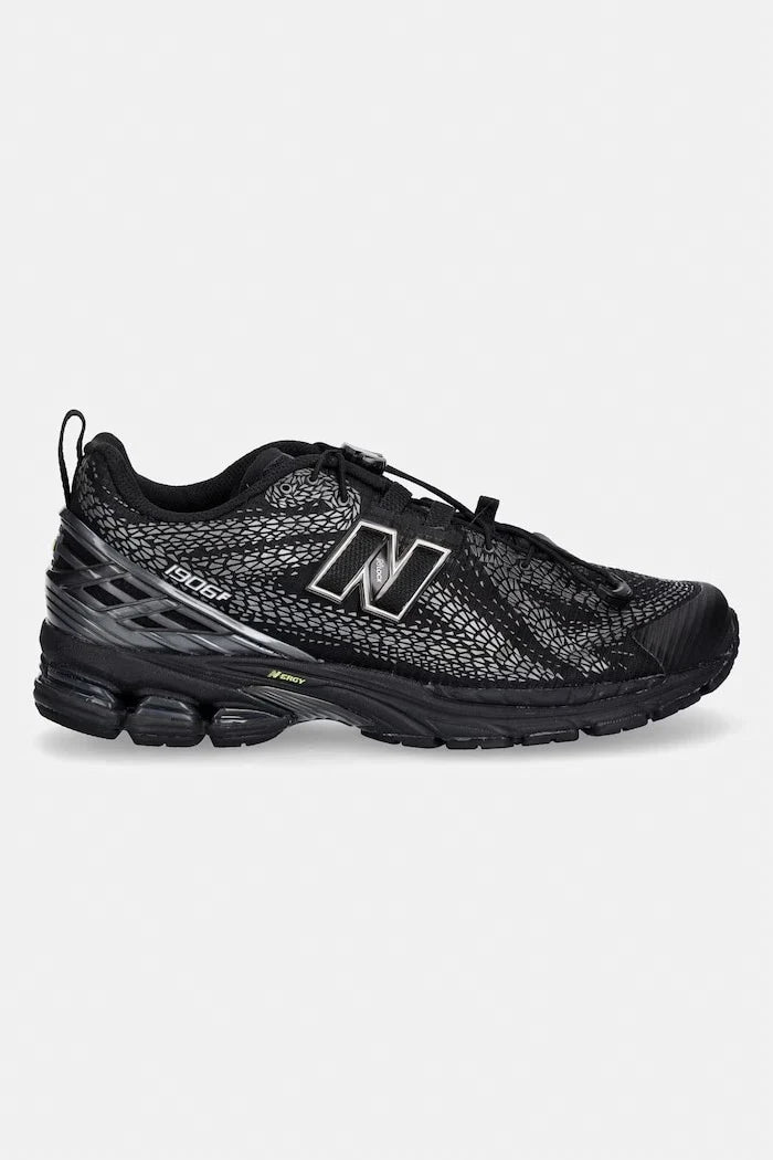 New Balance 1906 Sneakers
