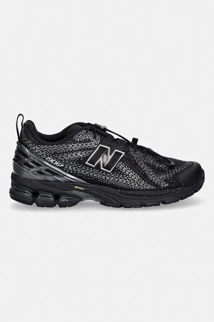New Balance 1906 Sneakers