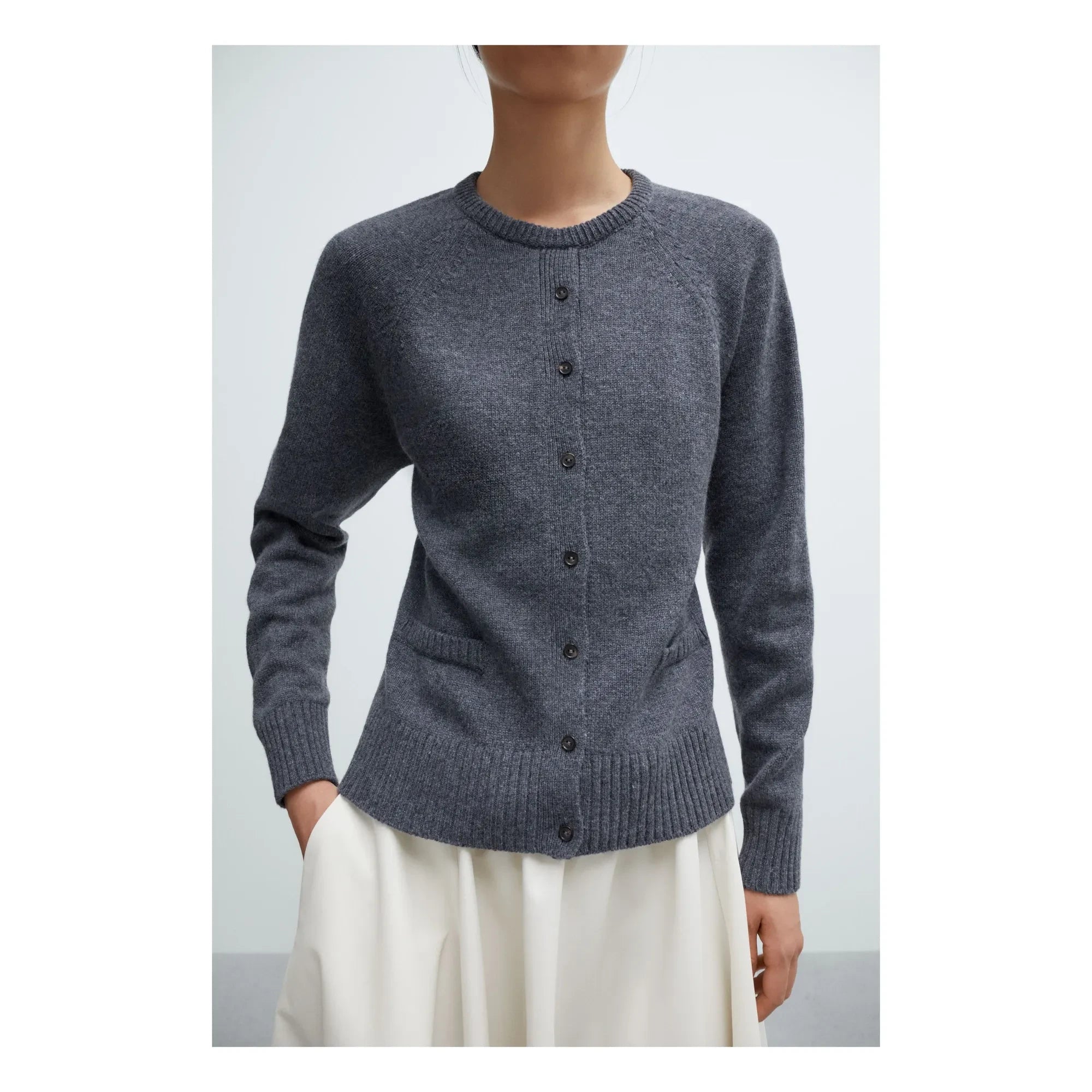 Cordera – Grauer Merino-Woll-Neckholder-Pullover