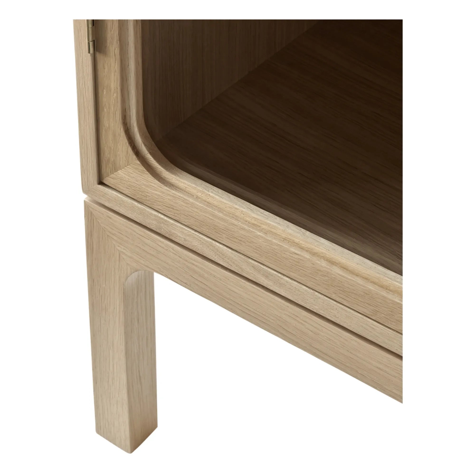 & Tradition - Sideboard Trace