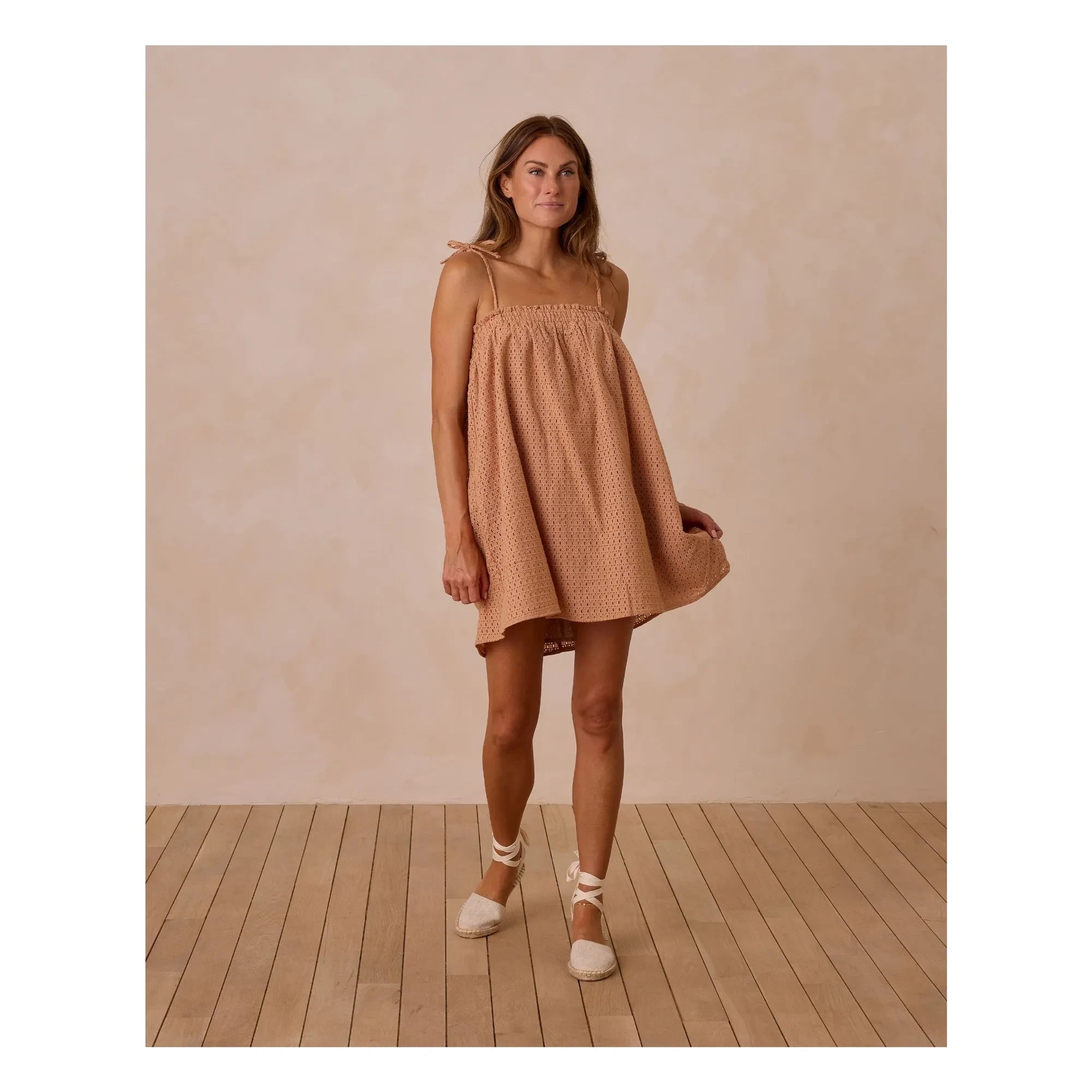 Rylee + Cru - Openwork Sahara Kleid | Terrakotta