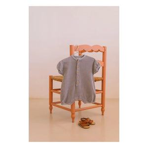 Studio Bohème - Bebecito Overall Shorts aus Bio-Baumwollfrottee | Grau