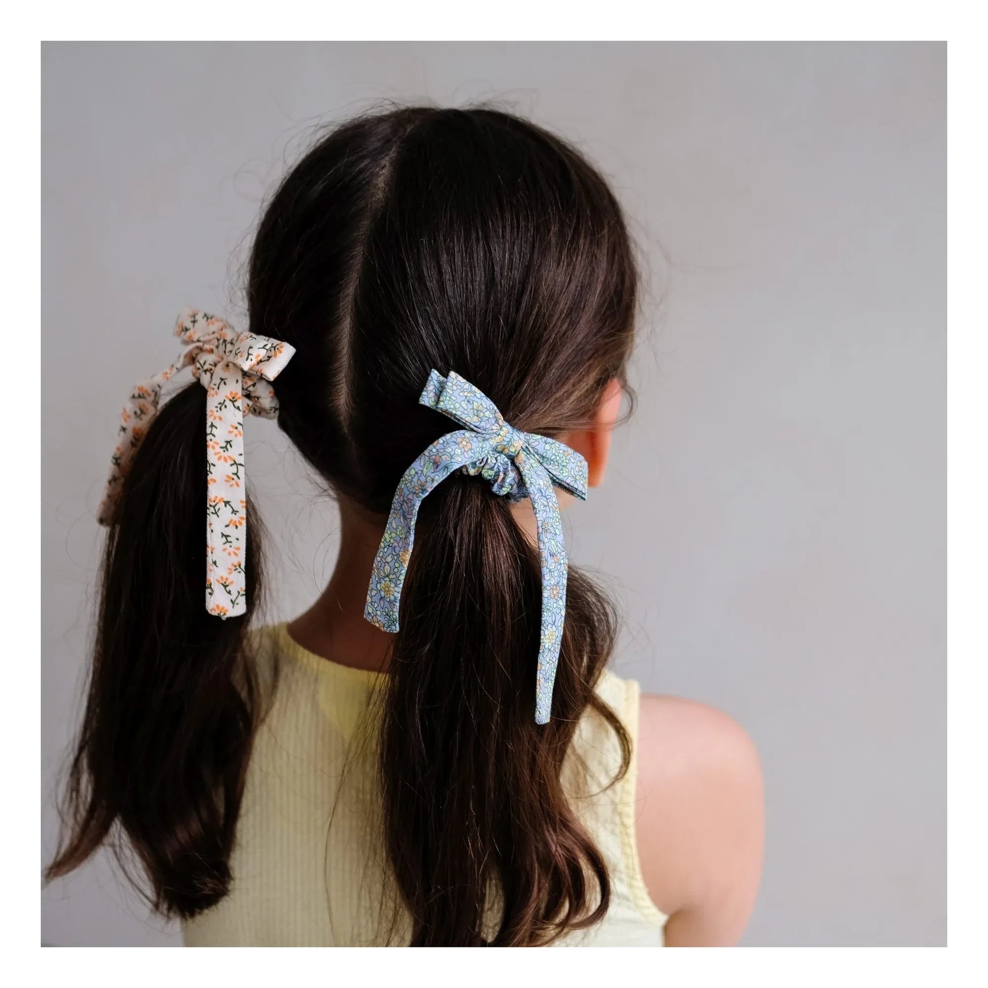 Mimi & Lula - 4er Set Blumen Knoten Haarspangen | Ecru