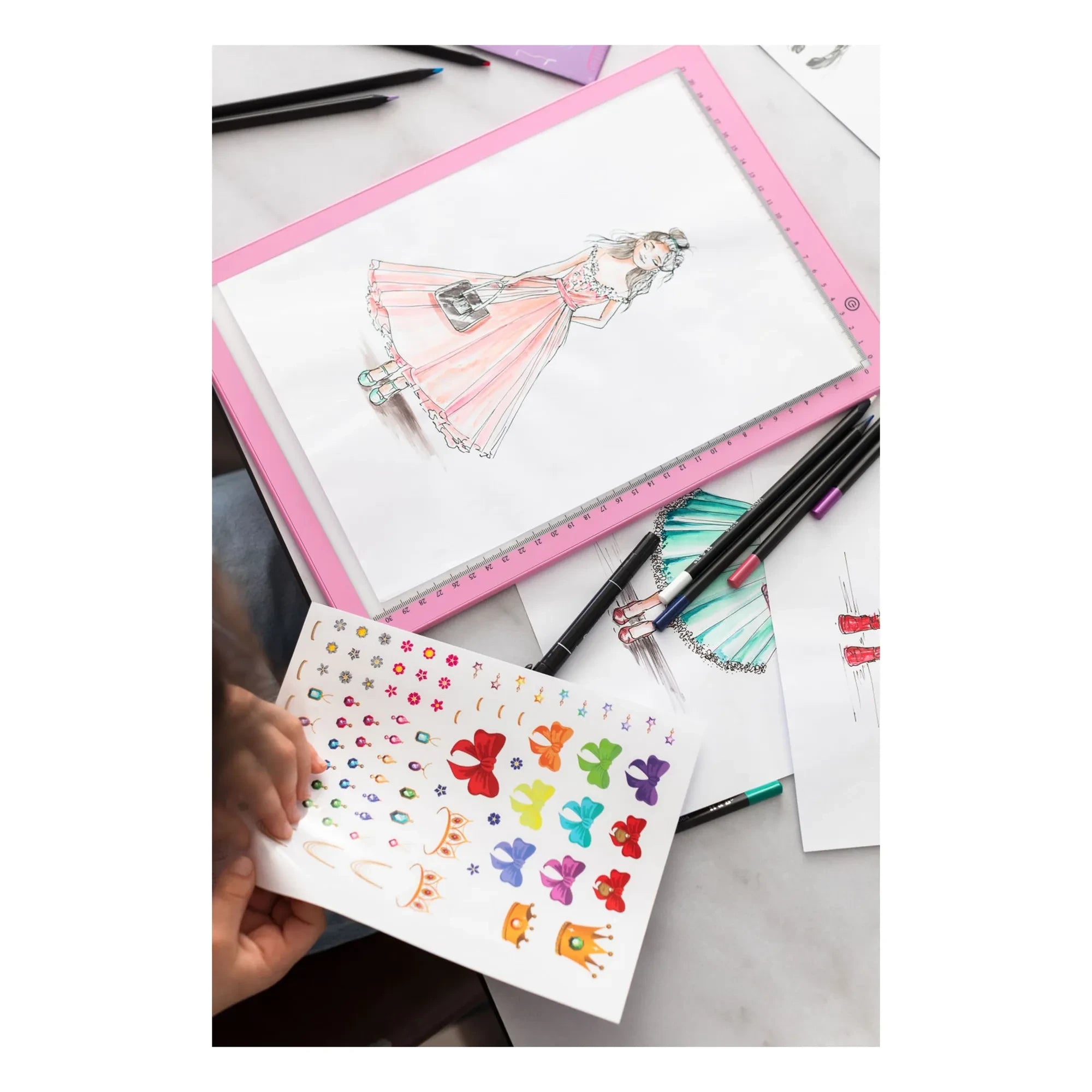 Sycomore - Artissimo - Stil-Atelier mit Leuchttablet