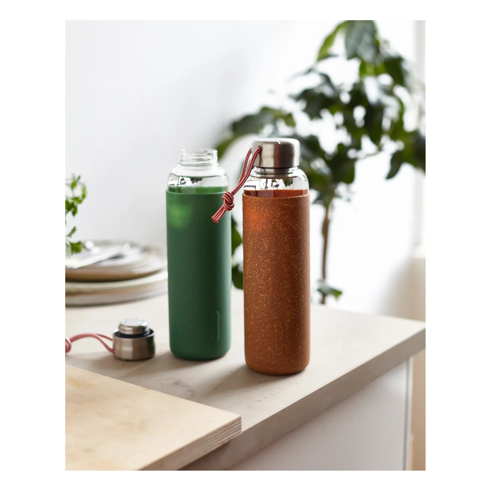Black + Blum - Borosilikat Cam Su Şişesi - 600 ml | Bej