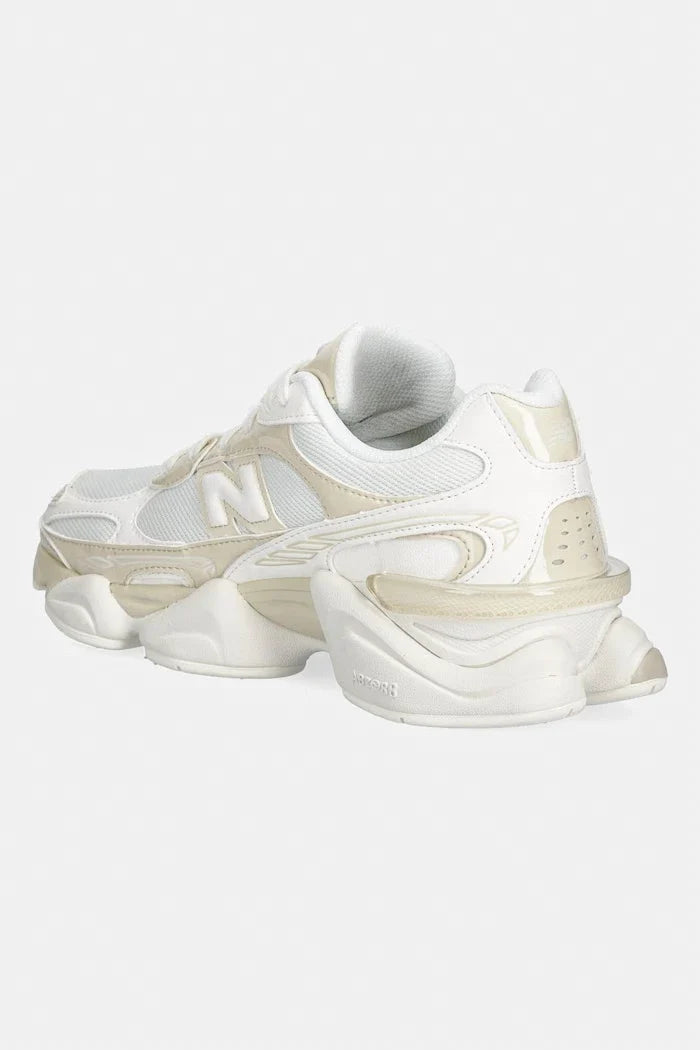 New Balance 9060 Kadın Spor Ayakkabı