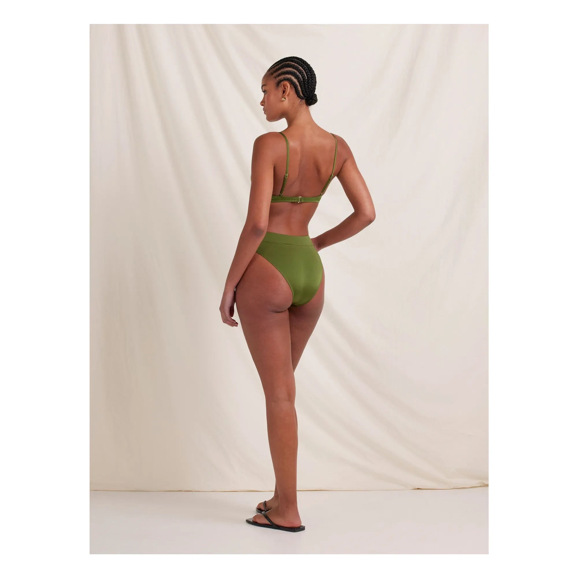 Peony - Olivine Jersey-Top aus recycelten Fasern | Olivgrün