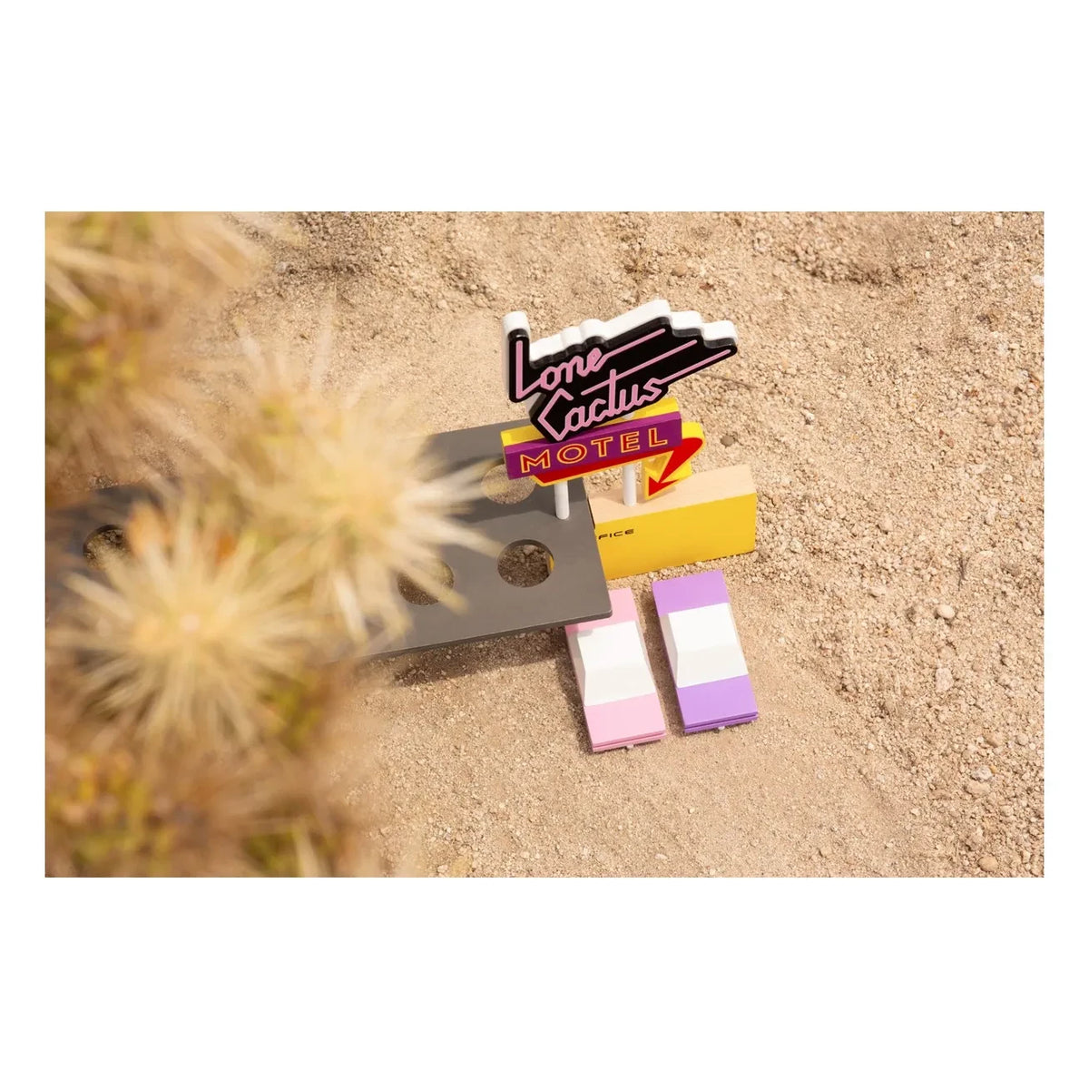 Candylab - World - Lone Kaktüs Motel