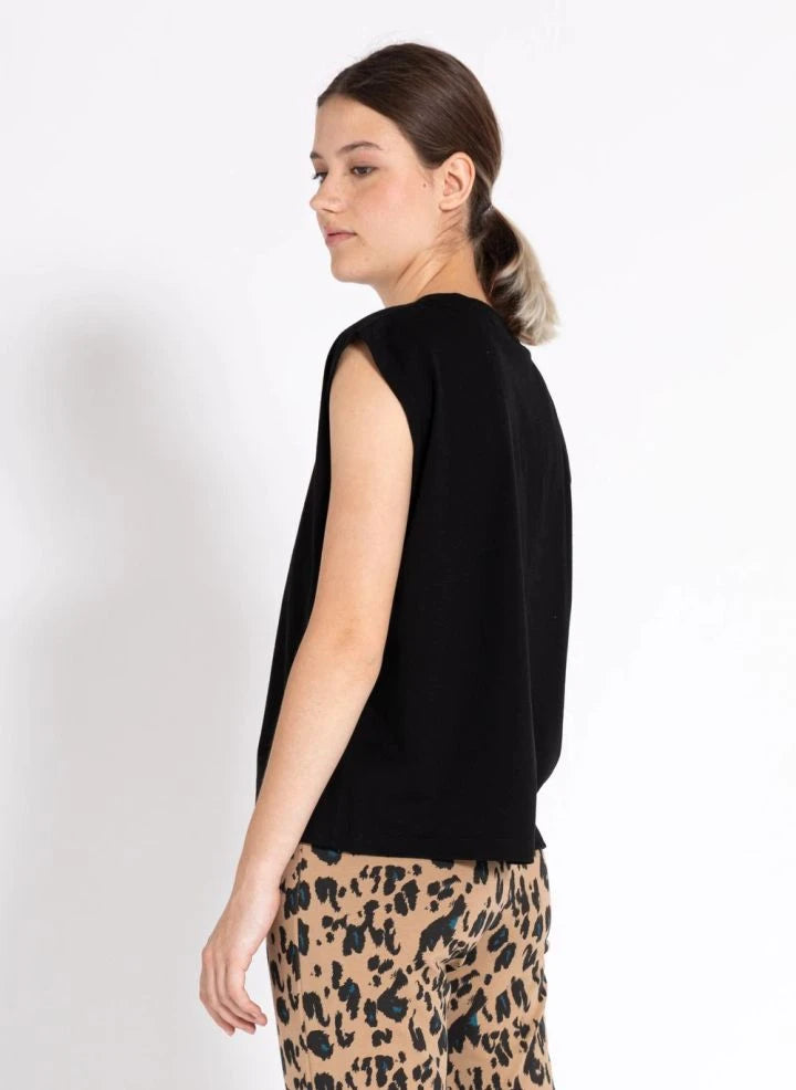Finger in der Nase - SC 010 Baumwoll-T-Shirt | Schwarz
