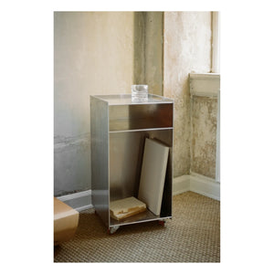 Frama - Rivet Box Aluminium Beistelltisch