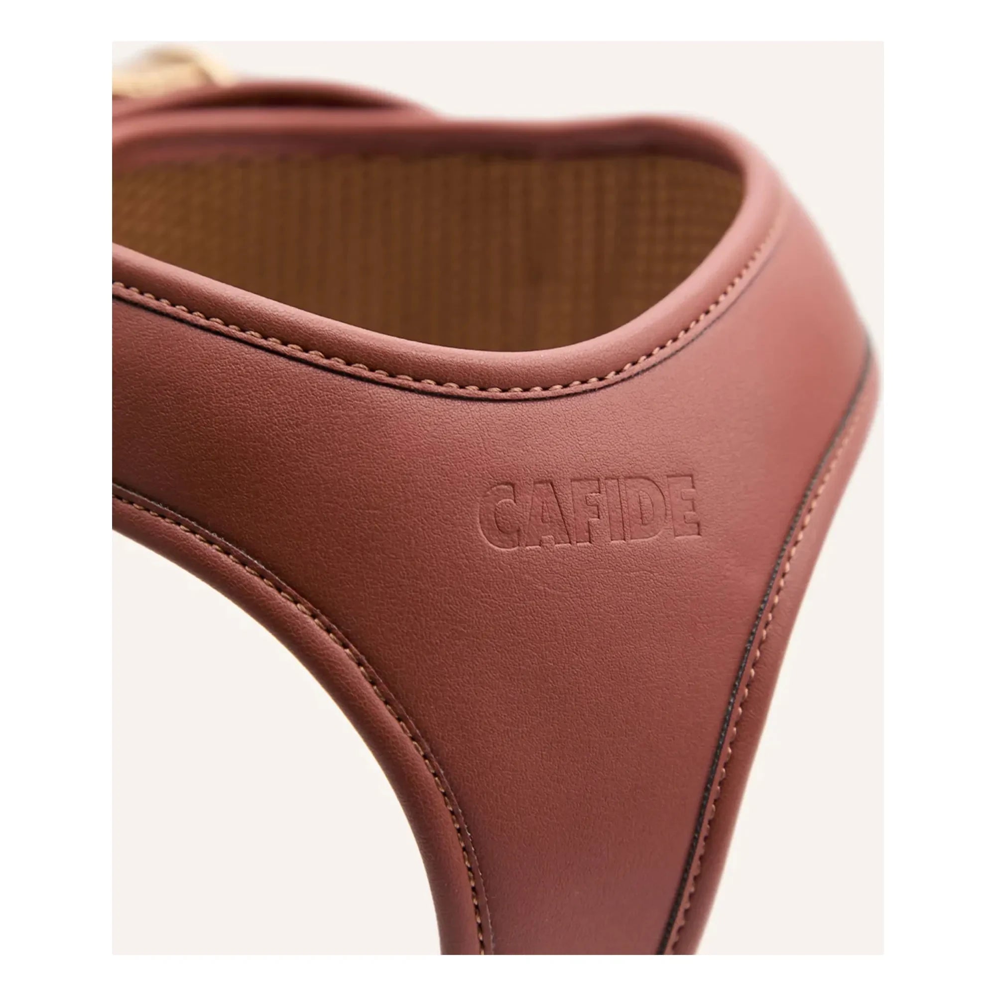 Cafide - Veganes Leder Hundegeschirr | Braun