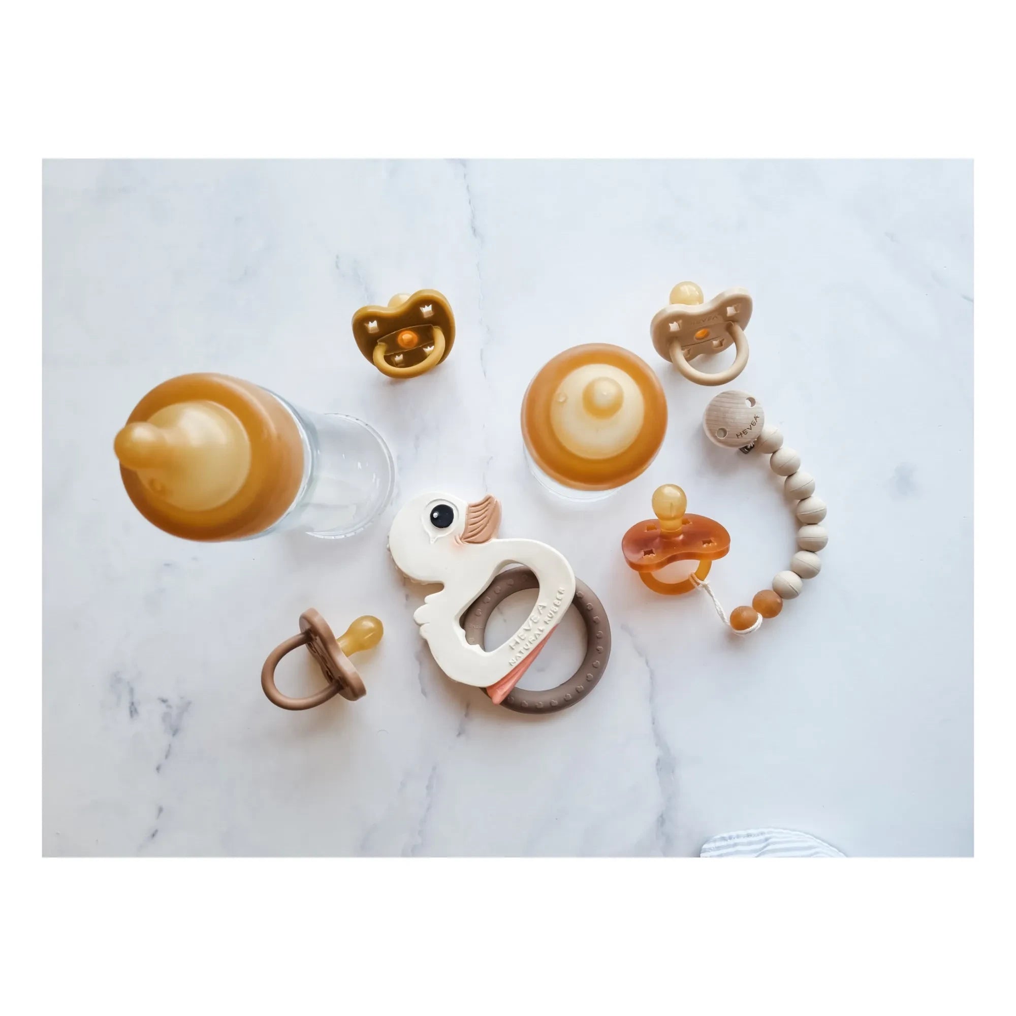 Hevea – Naturgummi und Gummibaum-Schnullerclip | Beige