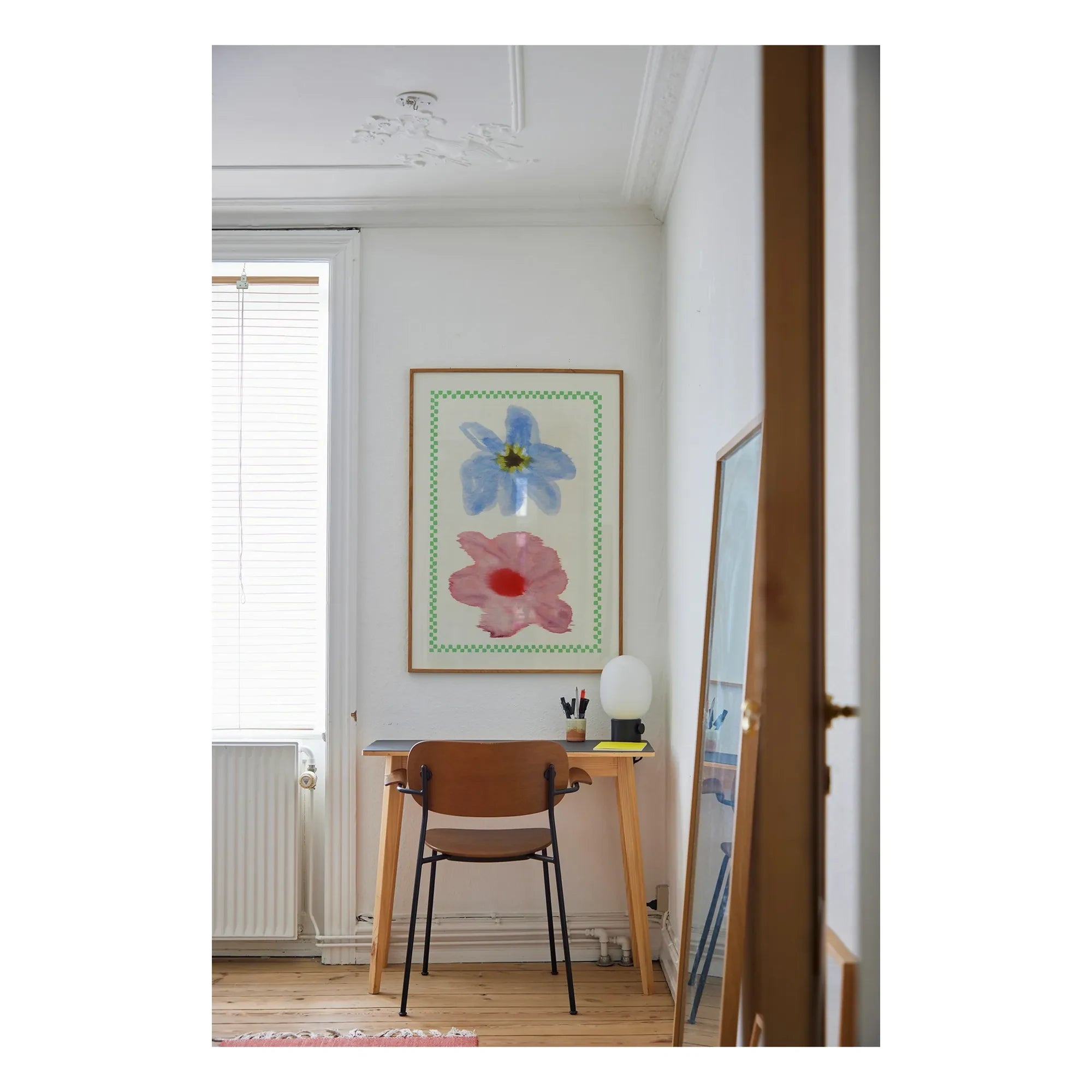 Paper Collective - Gestreifte Blume 01 Poster von Liat Greenberg