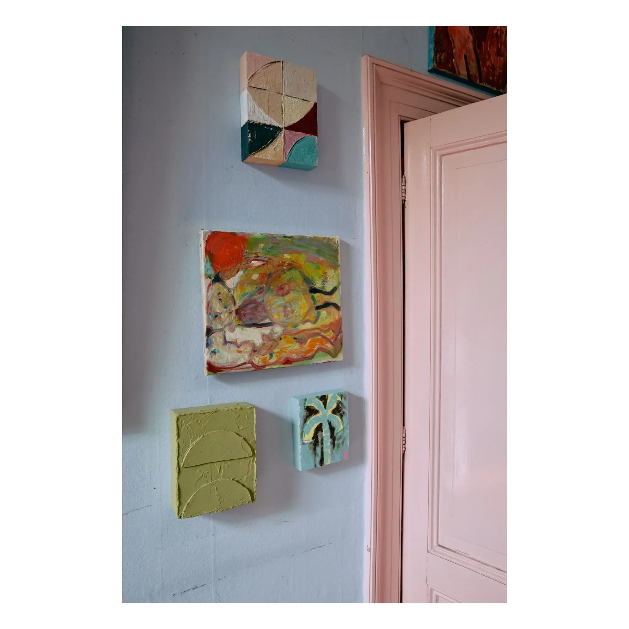 HKliving - Tableau Palette Taschen Ausstellung
