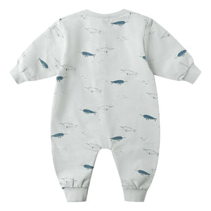 Quincy Mae – Bio-Baumwoll-Strampler Narwale | Hellblau
