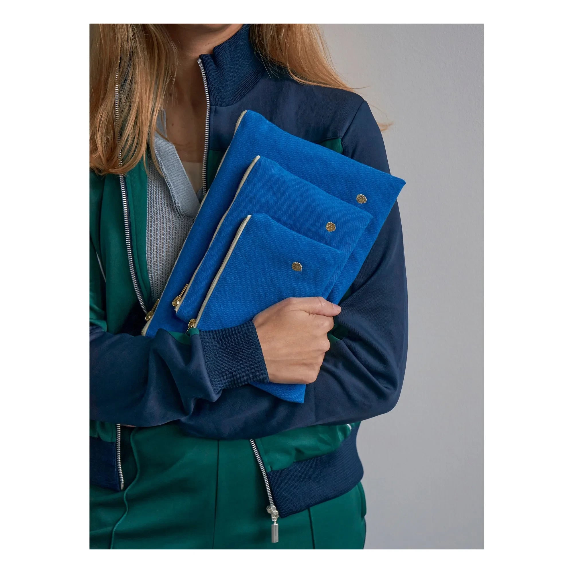 Das Tüpfelchen auf dem i - Iona Clutch-Tasche | Elektrisches Blau