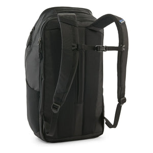 Patagonia - Black Hole Pack 32L Geri Dönüştürülmüş Elyaf Sırt Çantası | Siyah