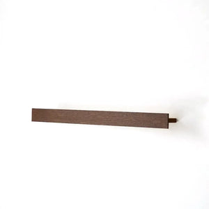 Paper Collective – Bannerständer aus Holz | Dunkle Eiche