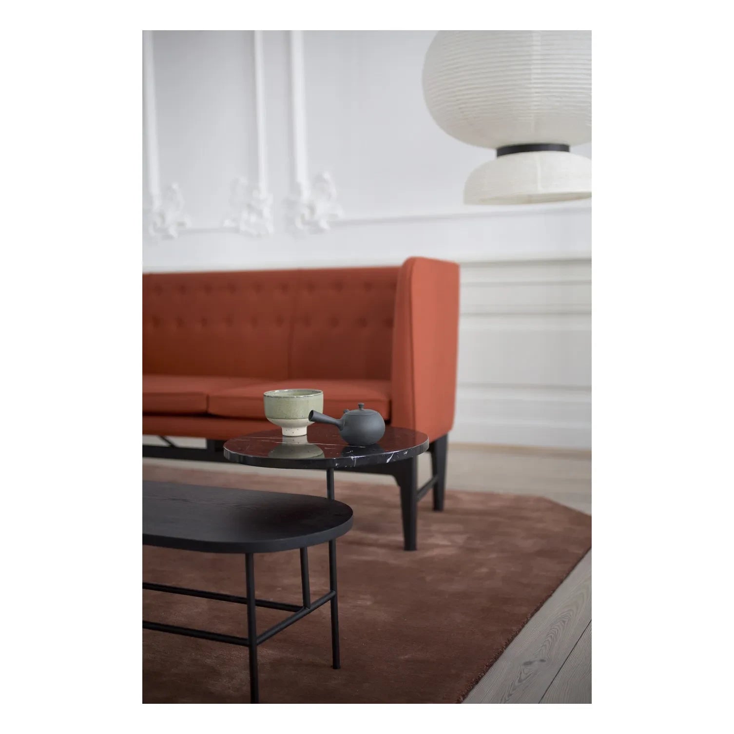& Tradition - Palette JH7 Couchtisch Ash Coffee, Jaime Hayon, 2018 | Schwarz