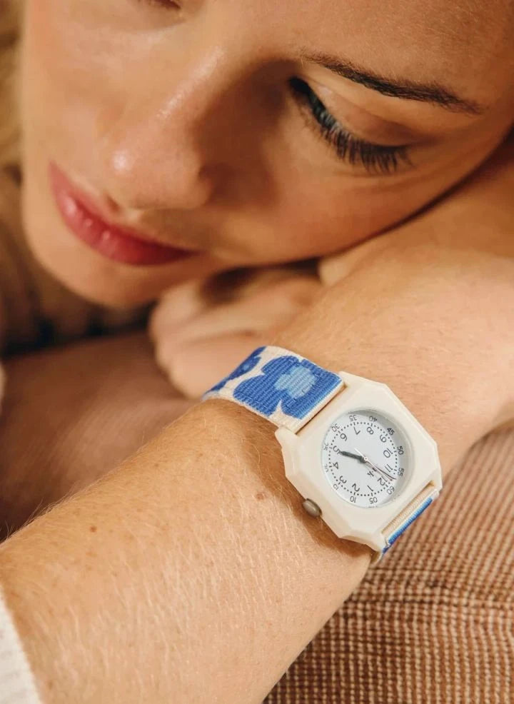 Mini Kyomo - Blau Hibiskus Uhr - Mini Kyomo x Taxi Brousse | Blau