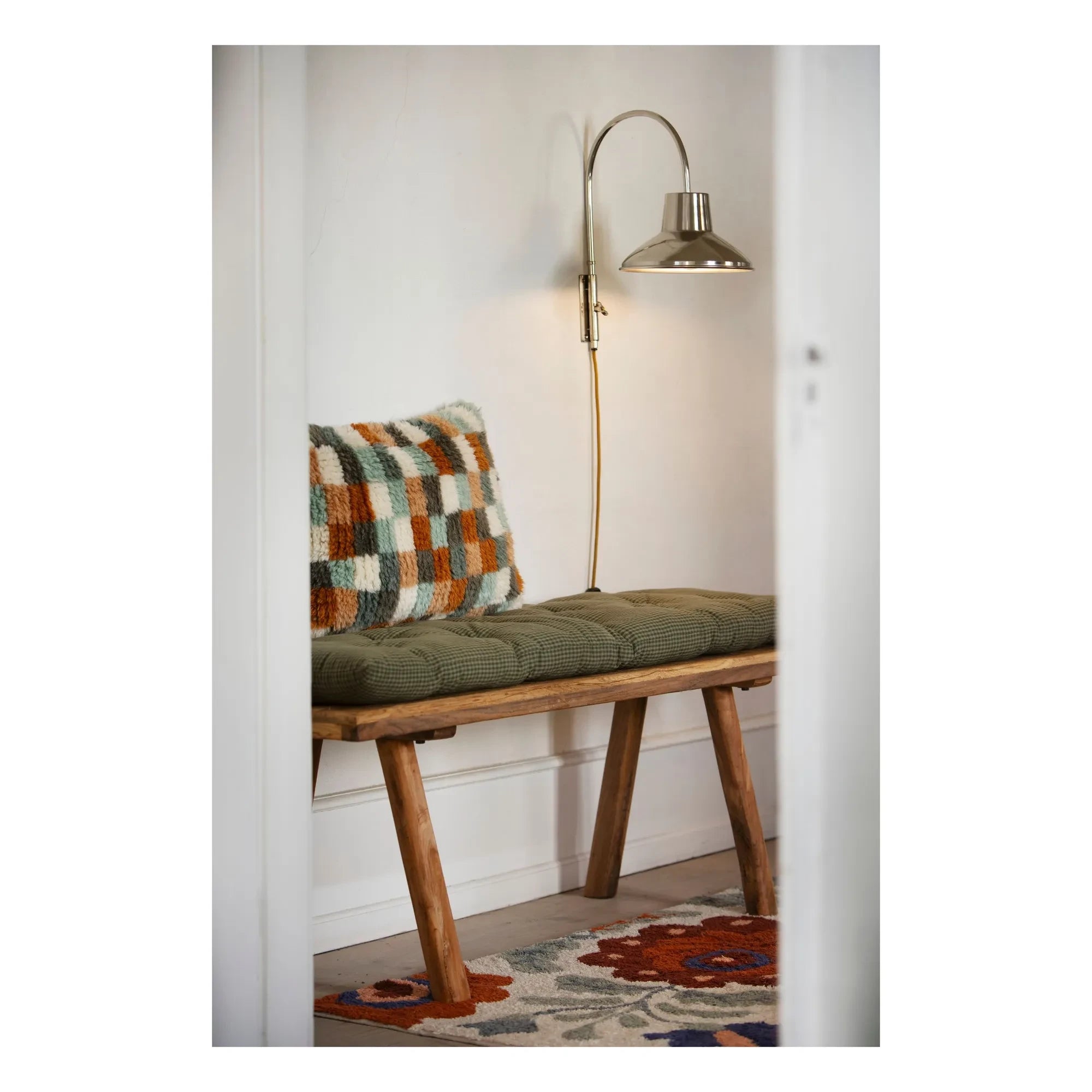 Madam Stoltz - Wandlampe aus Metall | Stahl