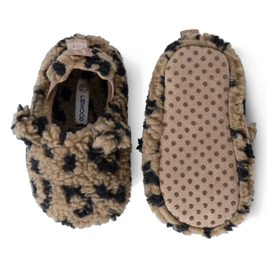 Liewood - Maui mit Leopardenmuster, aus recycelten Fasern gefertigte Sherpa-ähnliche Hausschuhe | Braun