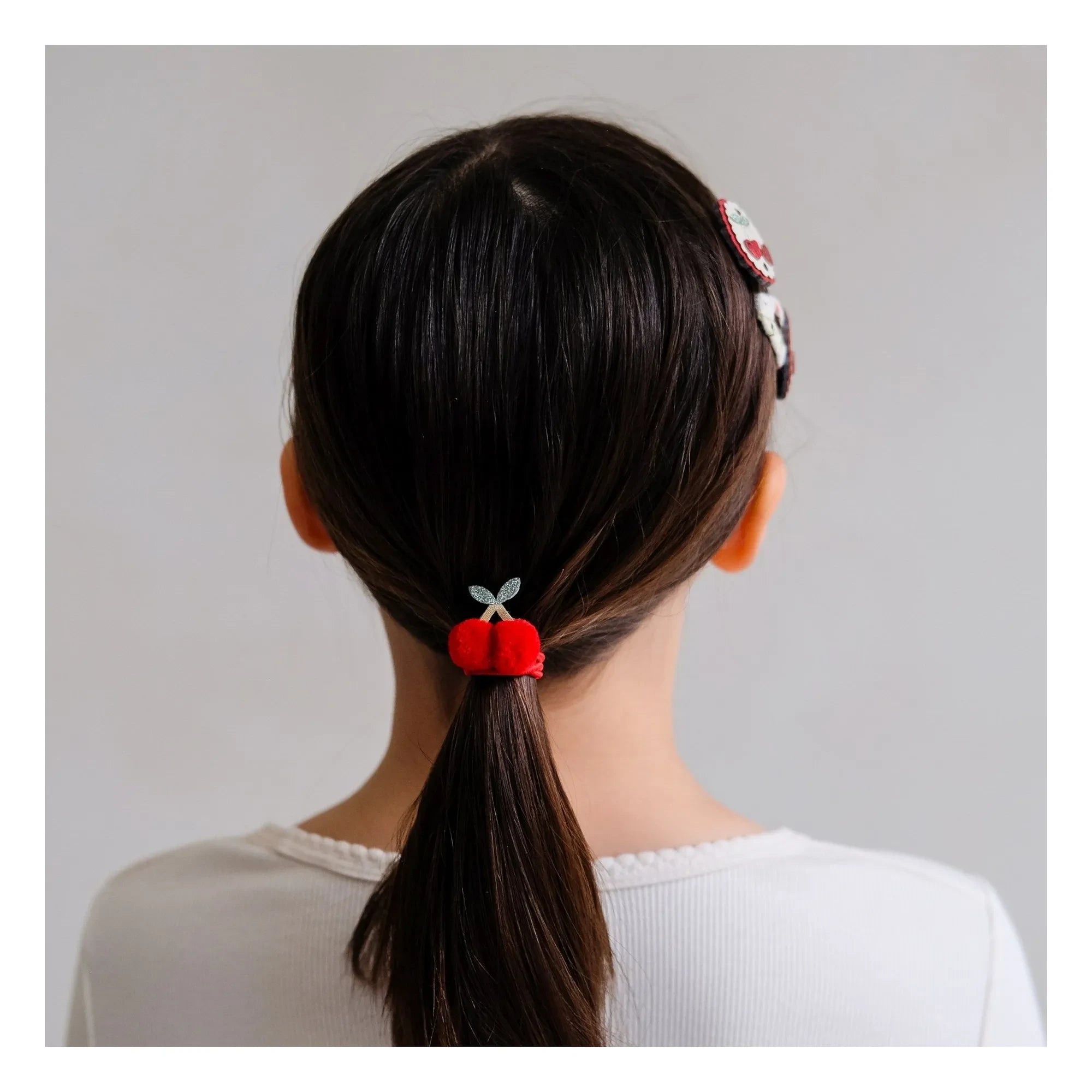 Mimi & Lula - 4er-Set Kirsche Pompon Haargummis | Rot