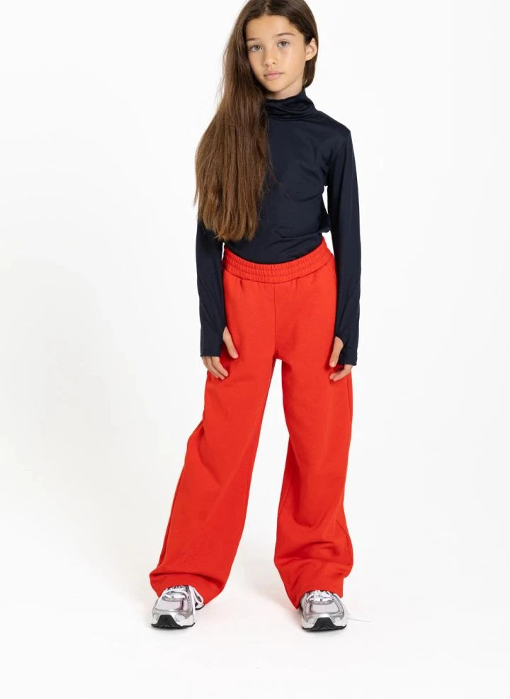 Finger in the nose - Derby Jogger | Rot