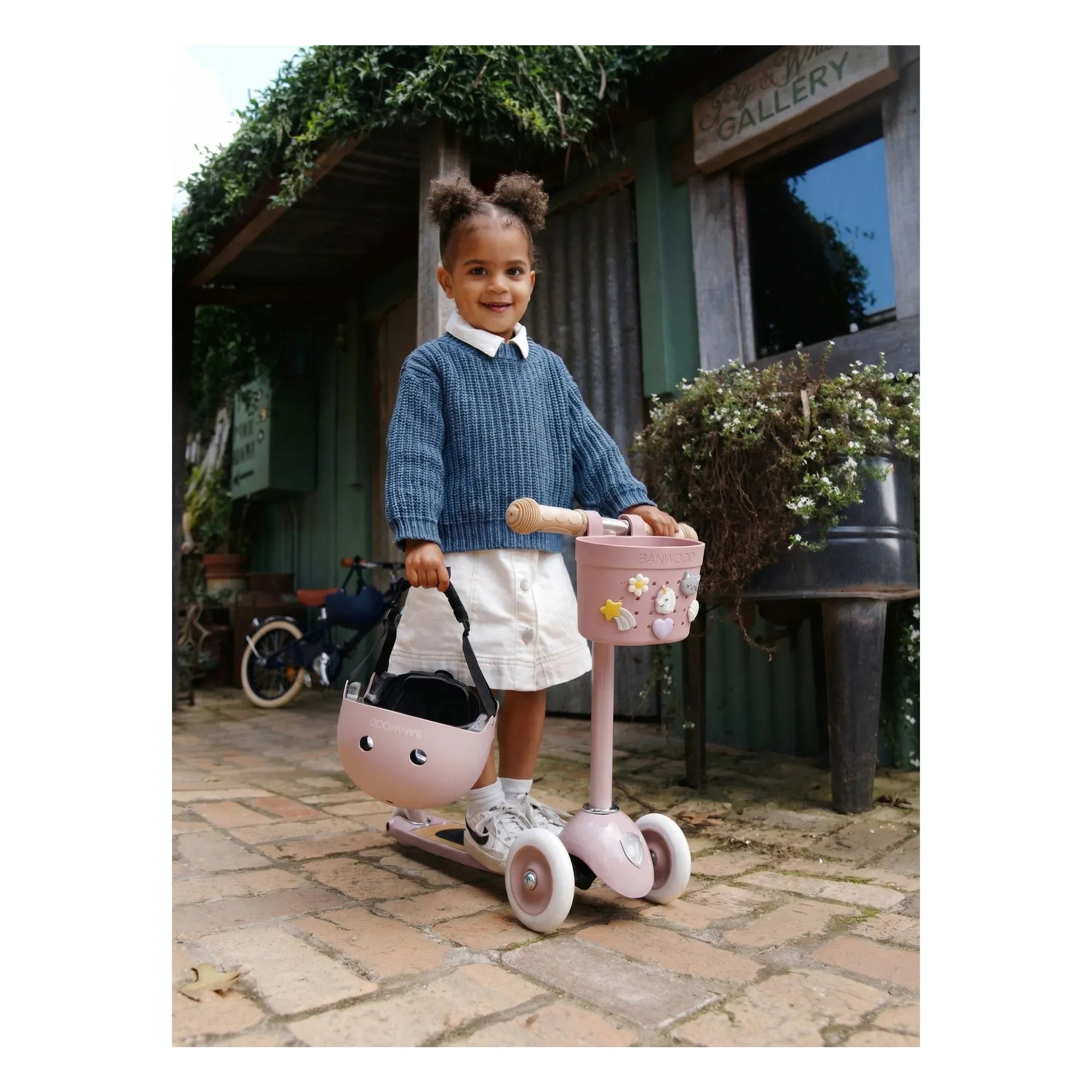 Banwood - Pin & Ride özelleştirilebilir bisiklet sepeti/çekçek | Pembe