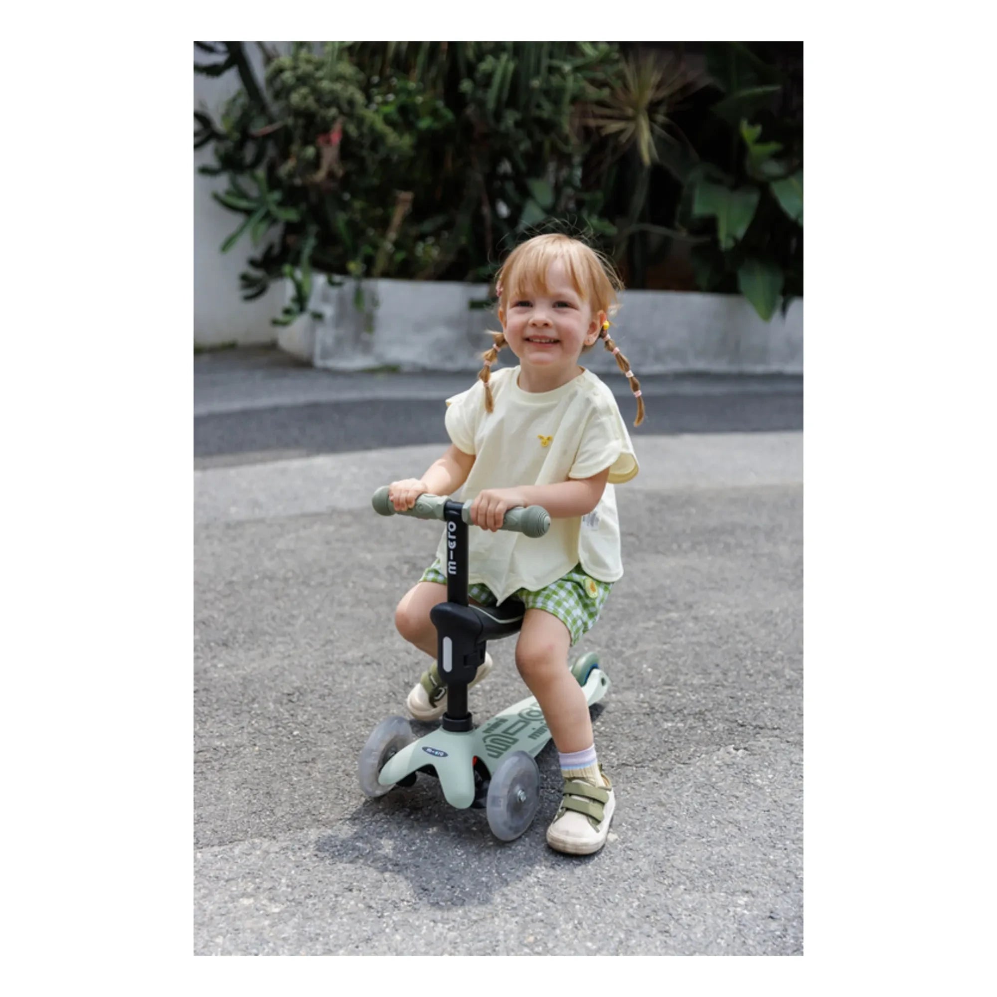 Micro - Mini2Grow evrimsel scooter | Adaçayı