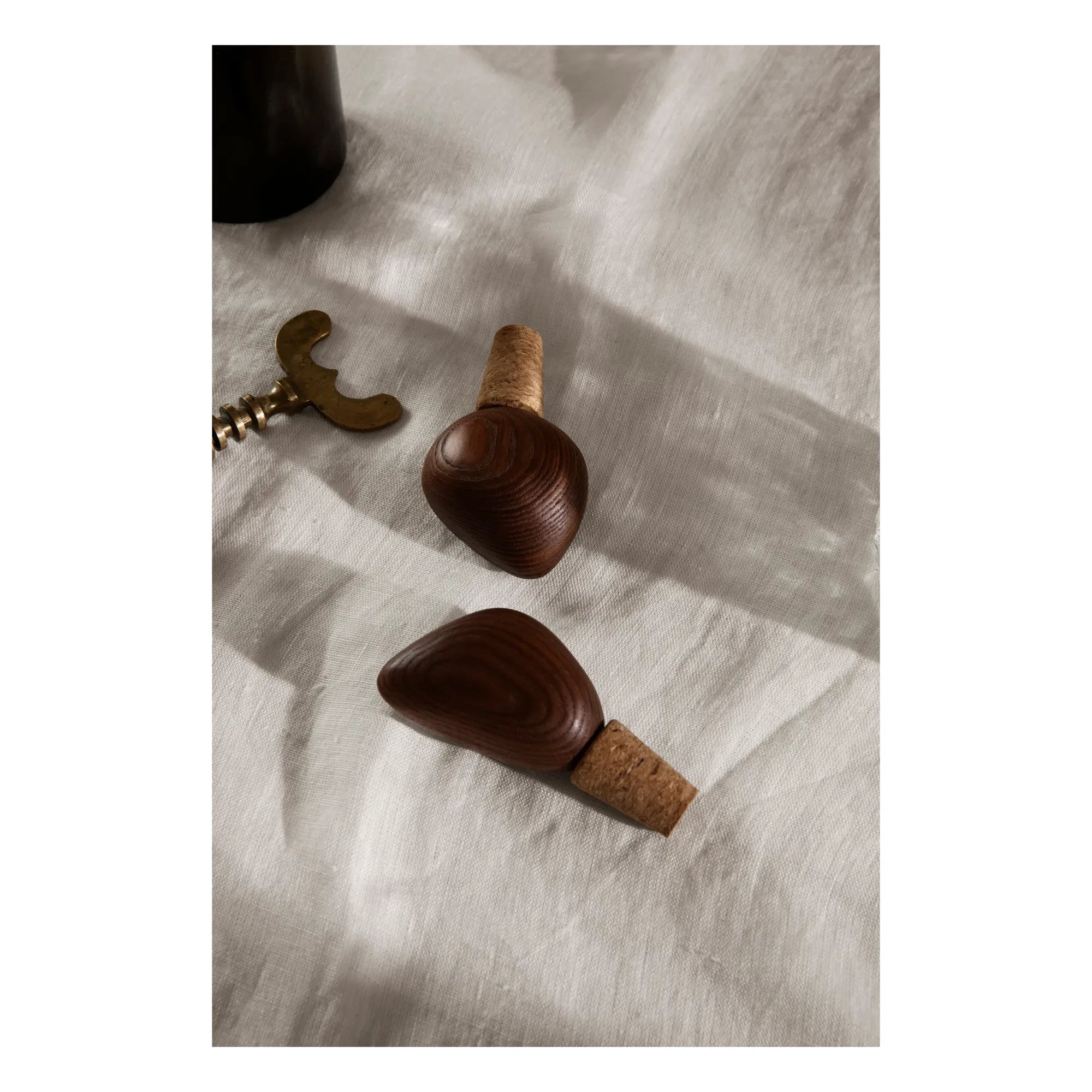 Ferm Living - Cairn Flaschenverschlüsse - 2er Set | Braun