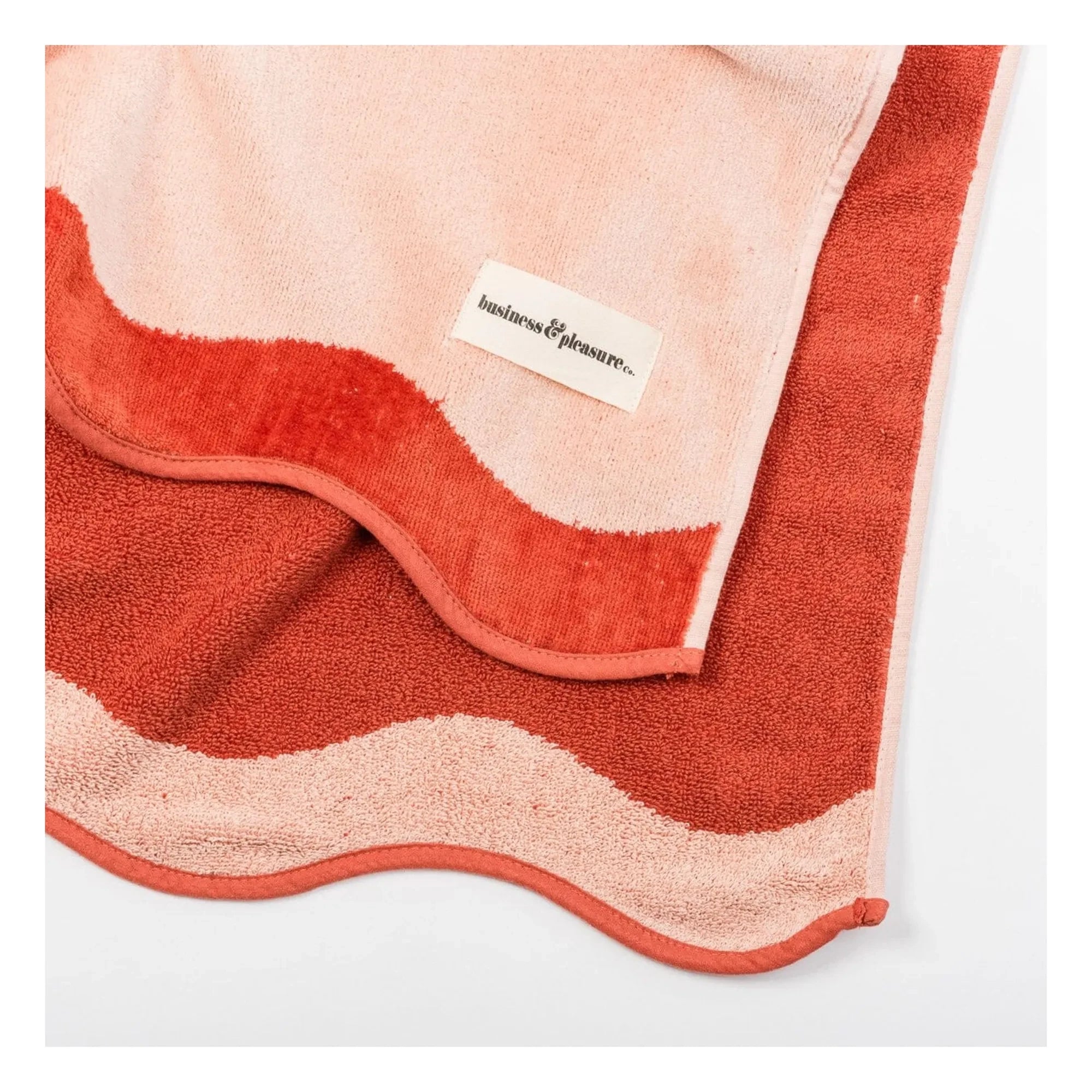 Business & Pleasure Co. – Perforiertes Strandtuch | Rosa