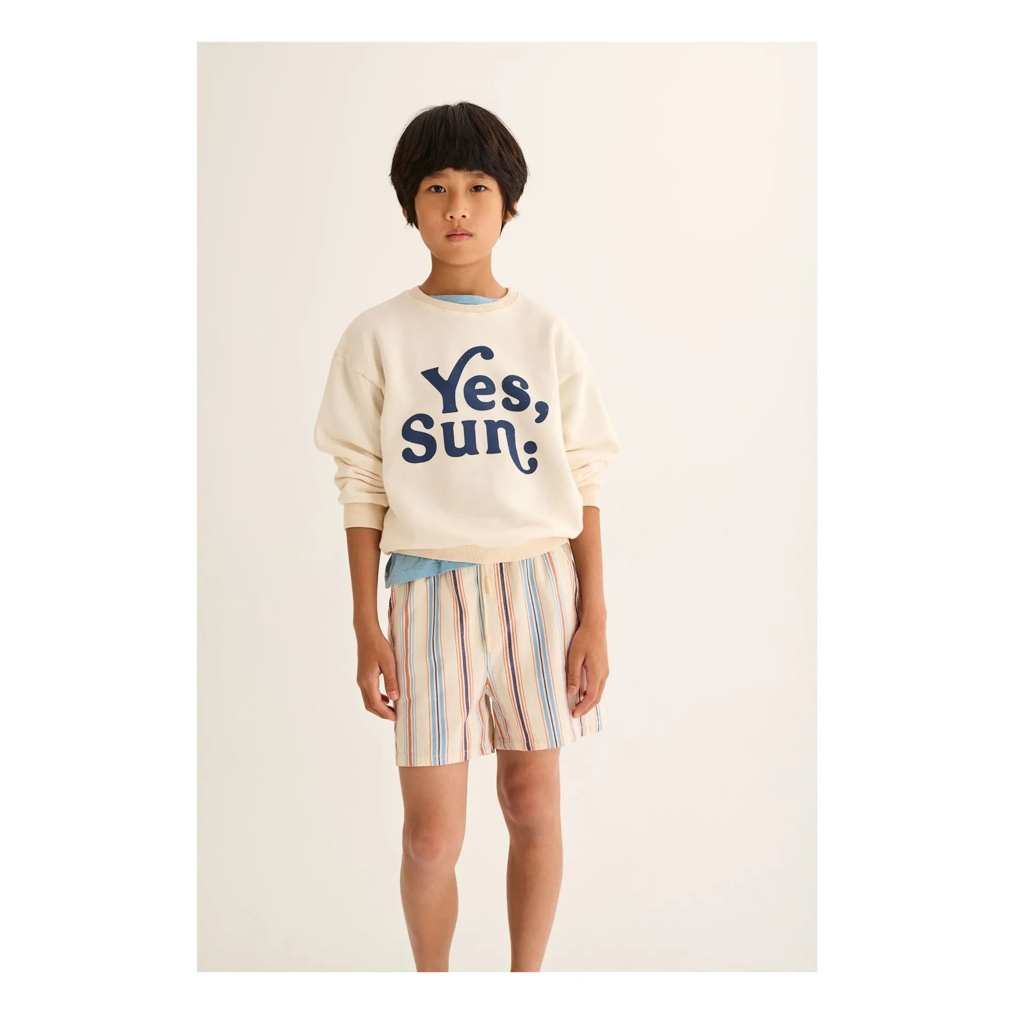 Cozmo - Zion Gestreifte Bermuda-Shorts aus Bio-Baumwolle | Elfenbein