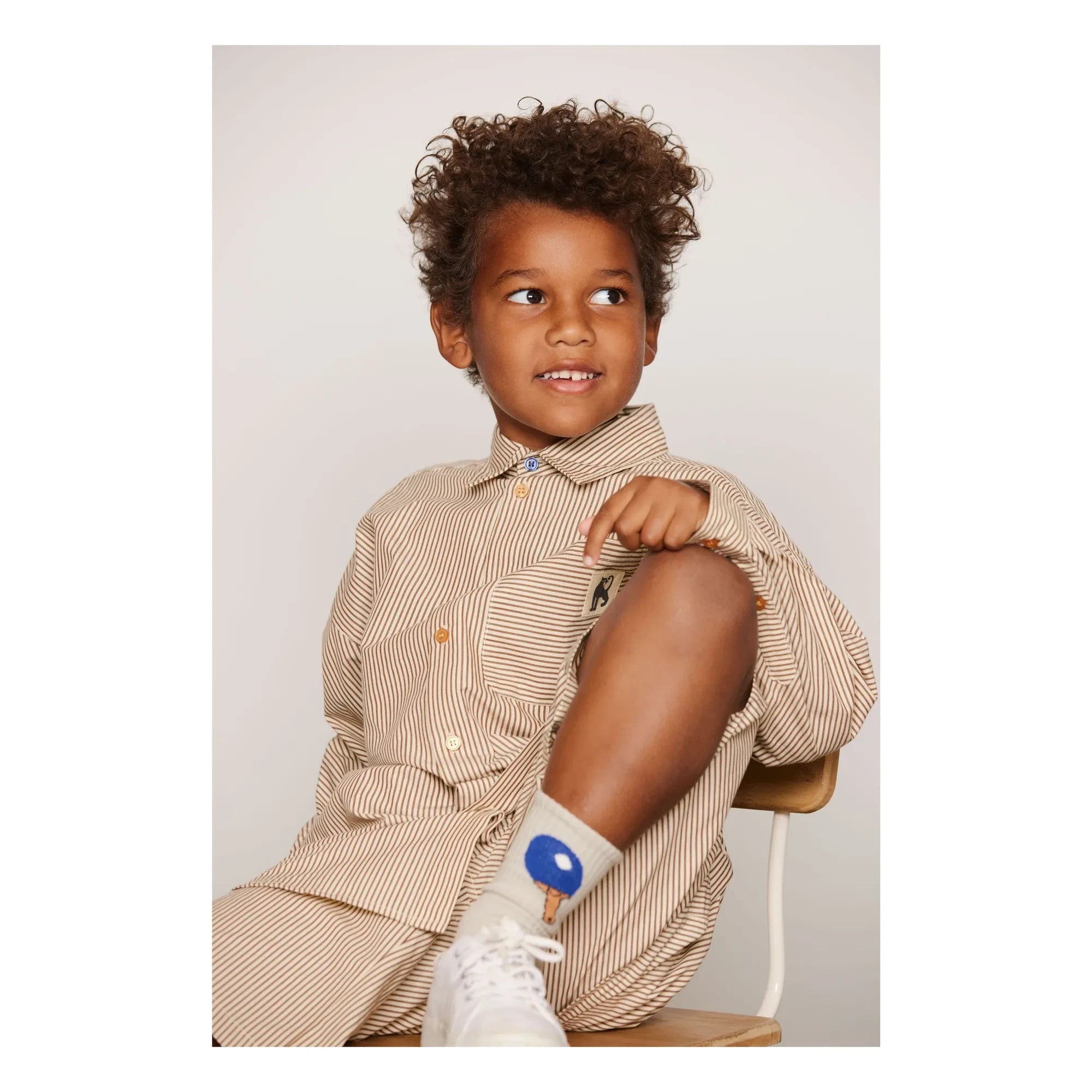 Mini Rodini – Gestreiftes Popelinehemd aus Bio-Baumwolle | Braun