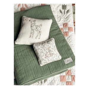 Editions Aimable - Fawn Clovis yastık | Bouquet Gauze